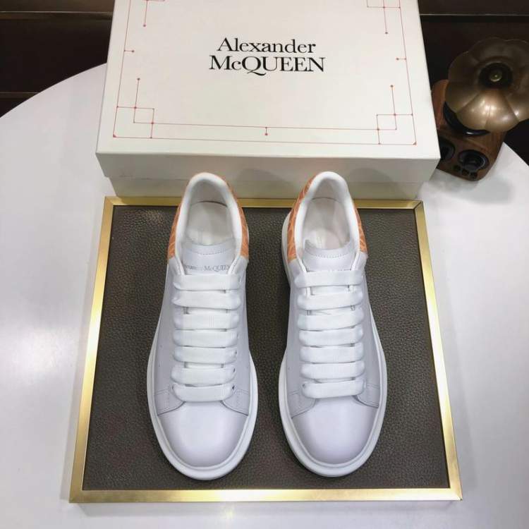 Picture of Alexander McQueen Shoes _SKUAlexanderMcQueensz35-44hnh0302155